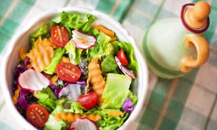 Por qué es recomendable comer vegetales crudos